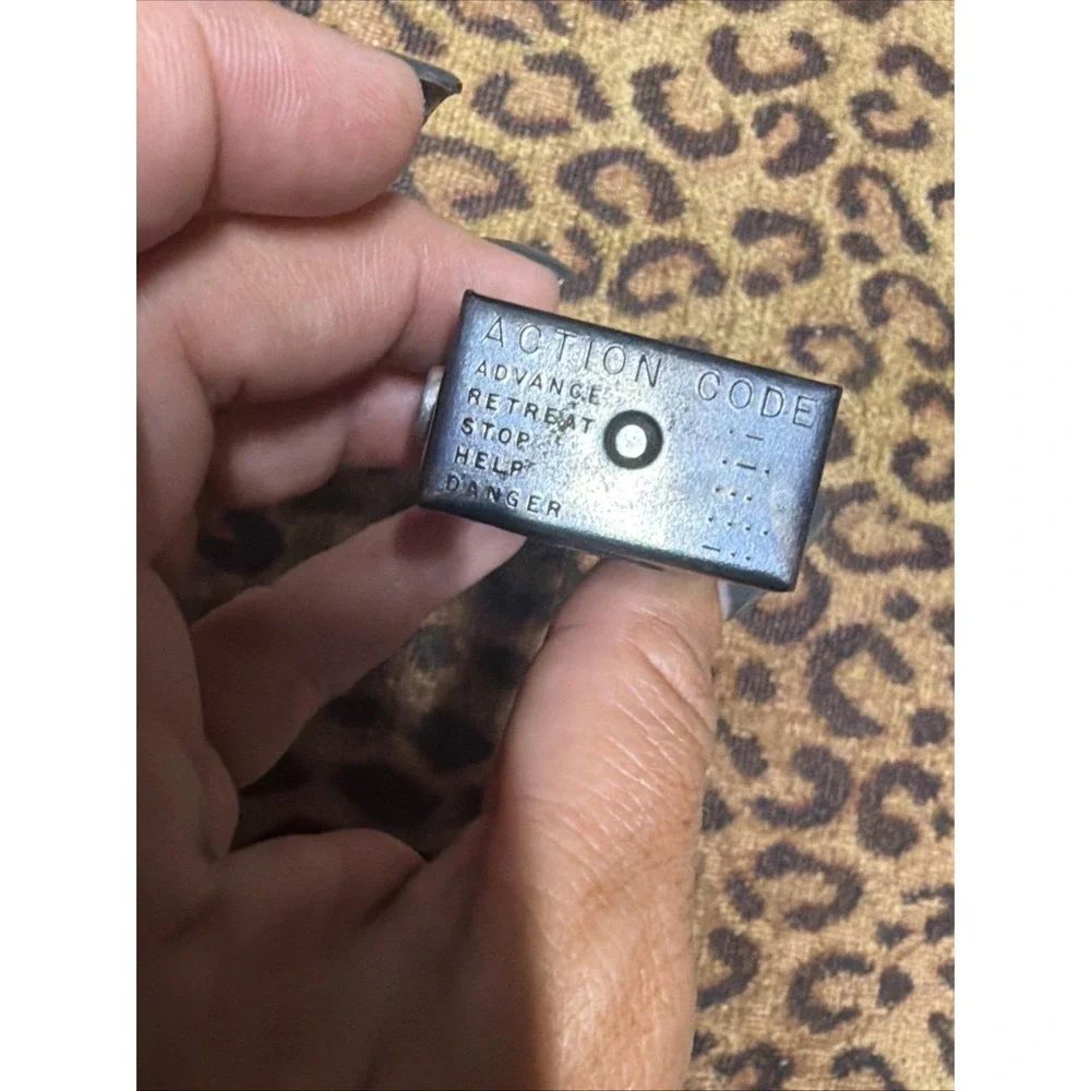 Vtg 40s Peter Pan Radio Sky King Tele Blinker Premium Secret Code Ring
